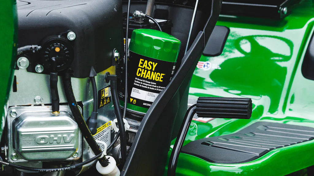 John Deere S130 42 Inch Lawn Tractor