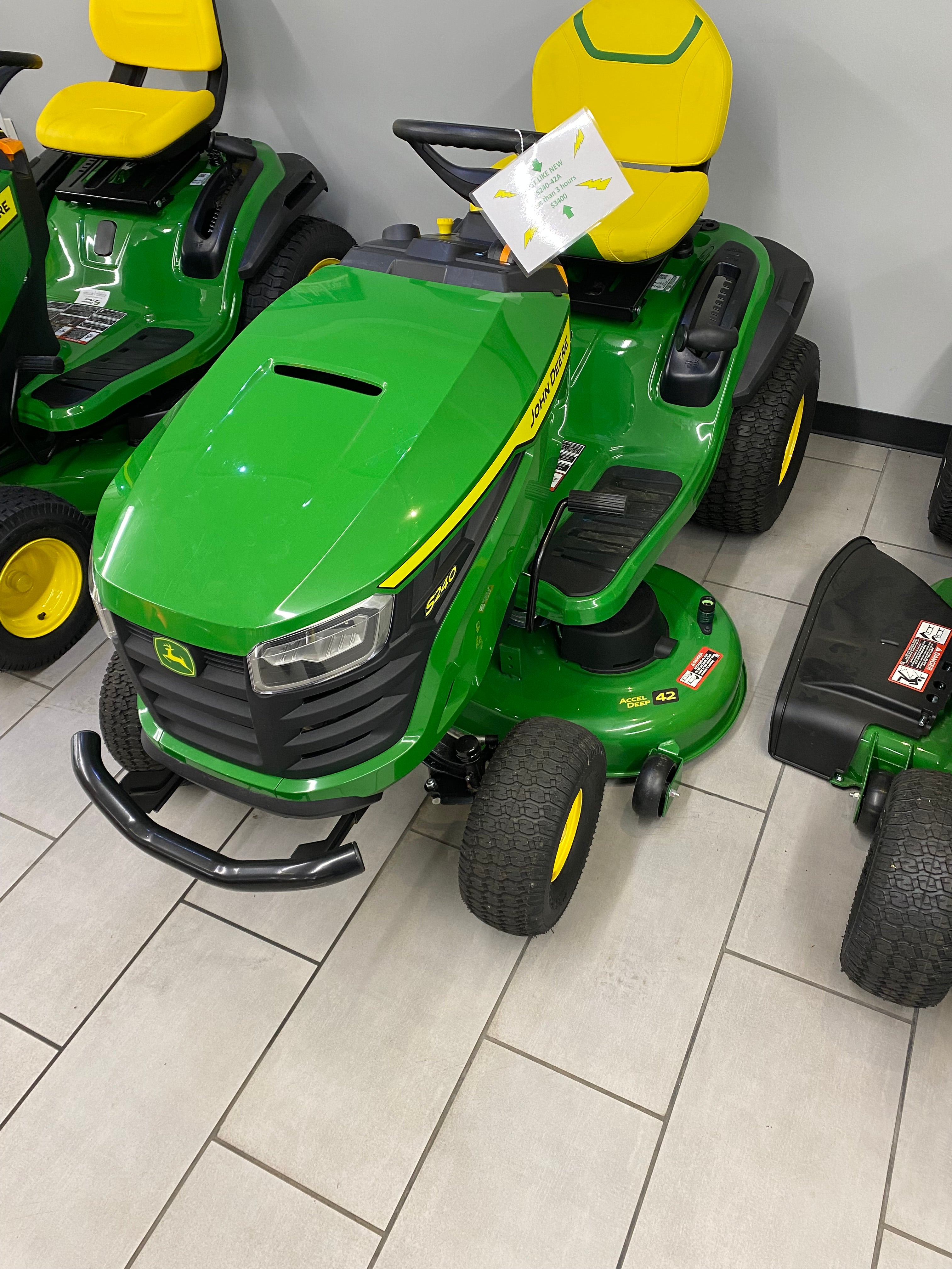 JD S240-42A