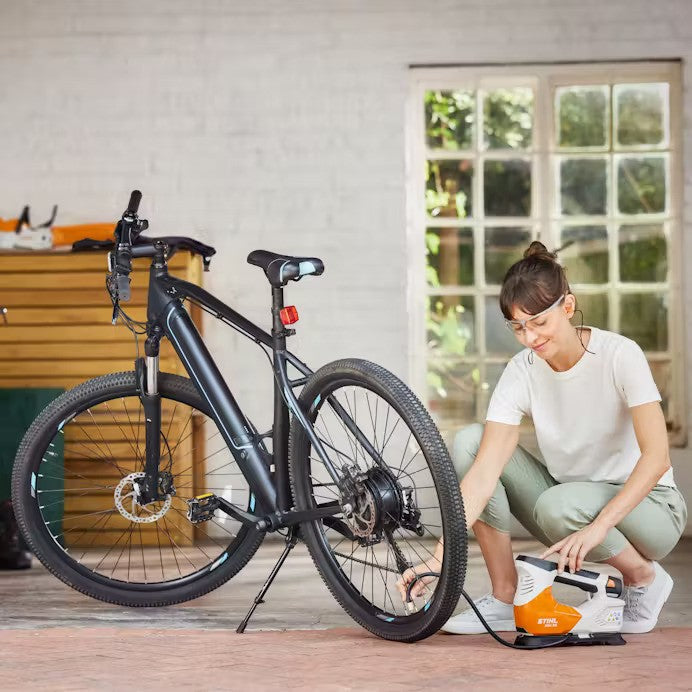 STIHL® KOA 20 Cordless Air Inflator Unit only