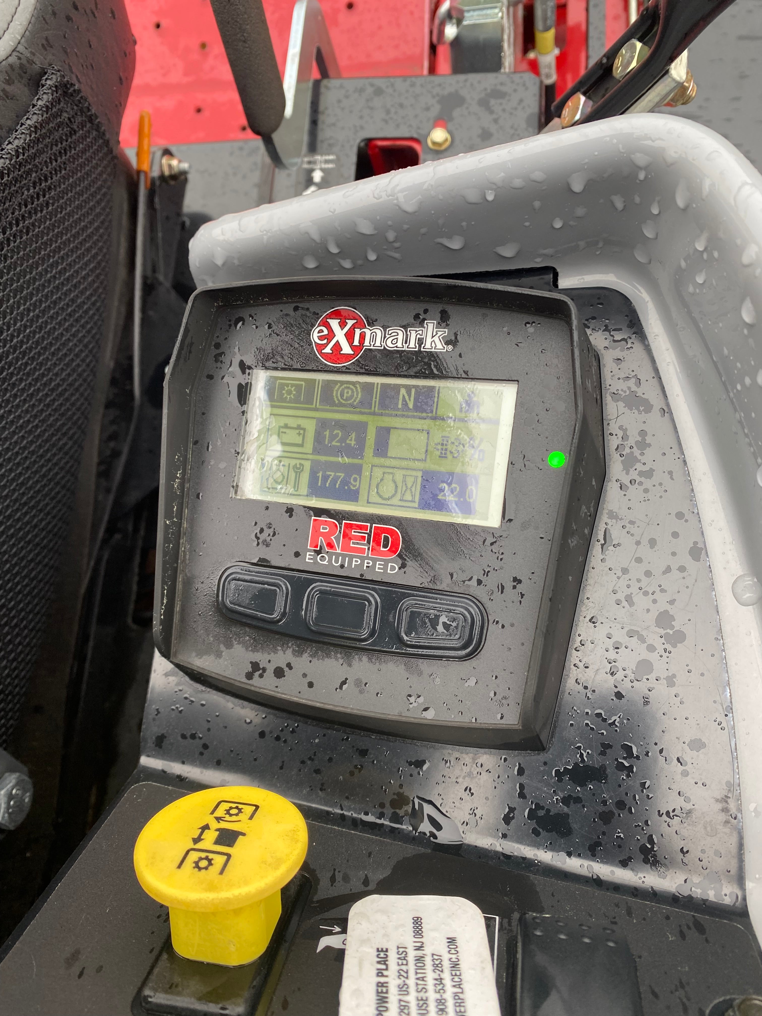 Lazer Z Diesel with 37 HP** Yanmar 3TNV88C Diesel Engine and 96" UltraCut Rear Discharge Deck *DEMO UNIT*